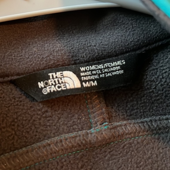 North face jacket - Picture 2 of 3